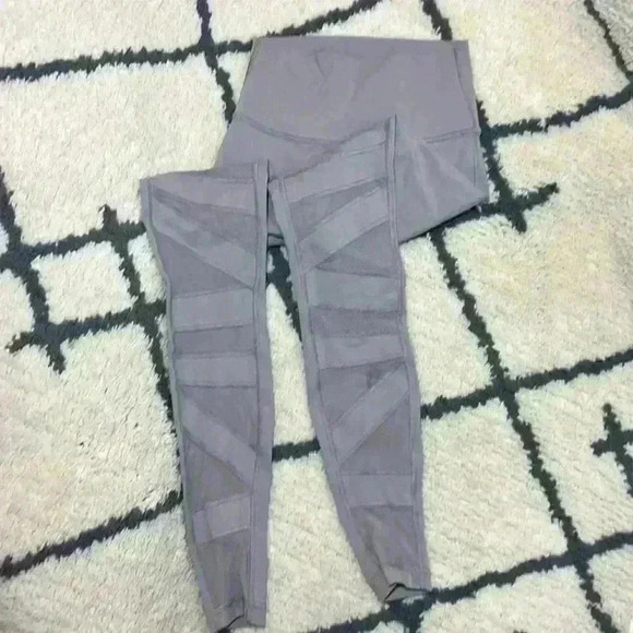 Lululemon Size 4 Wunder Under Pant High-Rise Tech Mesh 28 Dark Chrome Legging - Picture 11 of 12